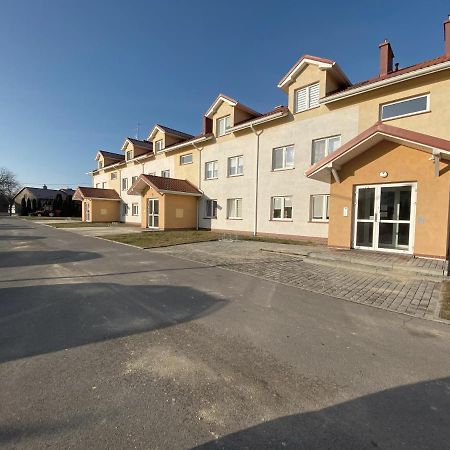 Easy Apartamenty Rzeszow Ngoại thất bức ảnh