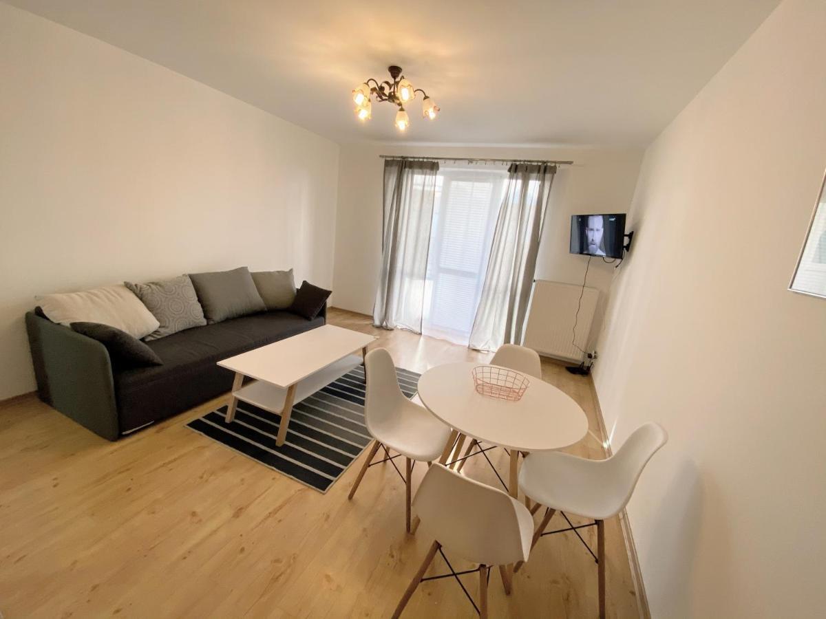 Easy Apartamenty Rzeszow Ngoại thất bức ảnh